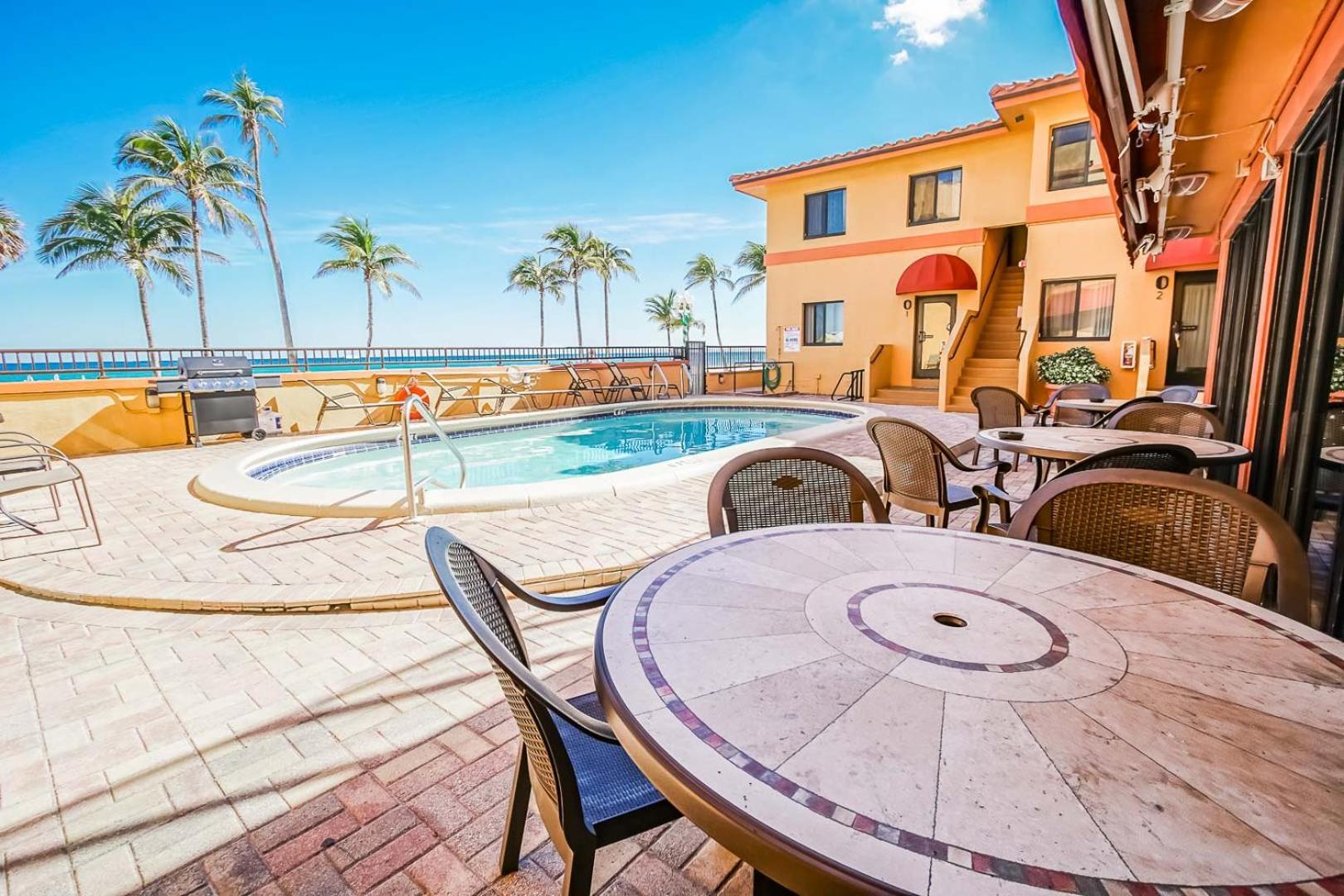 Hollywood Sands Resort Экстерьер фото